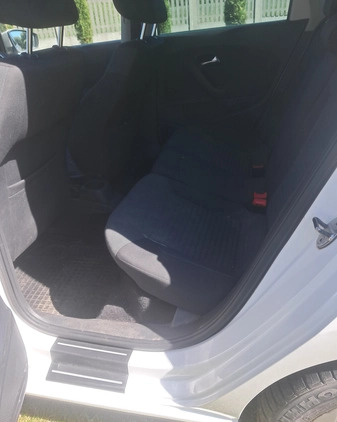 Volkswagen Polo cena 16000 przebieg: 273000, rok produkcji 2010 z Bełchatów małe 106